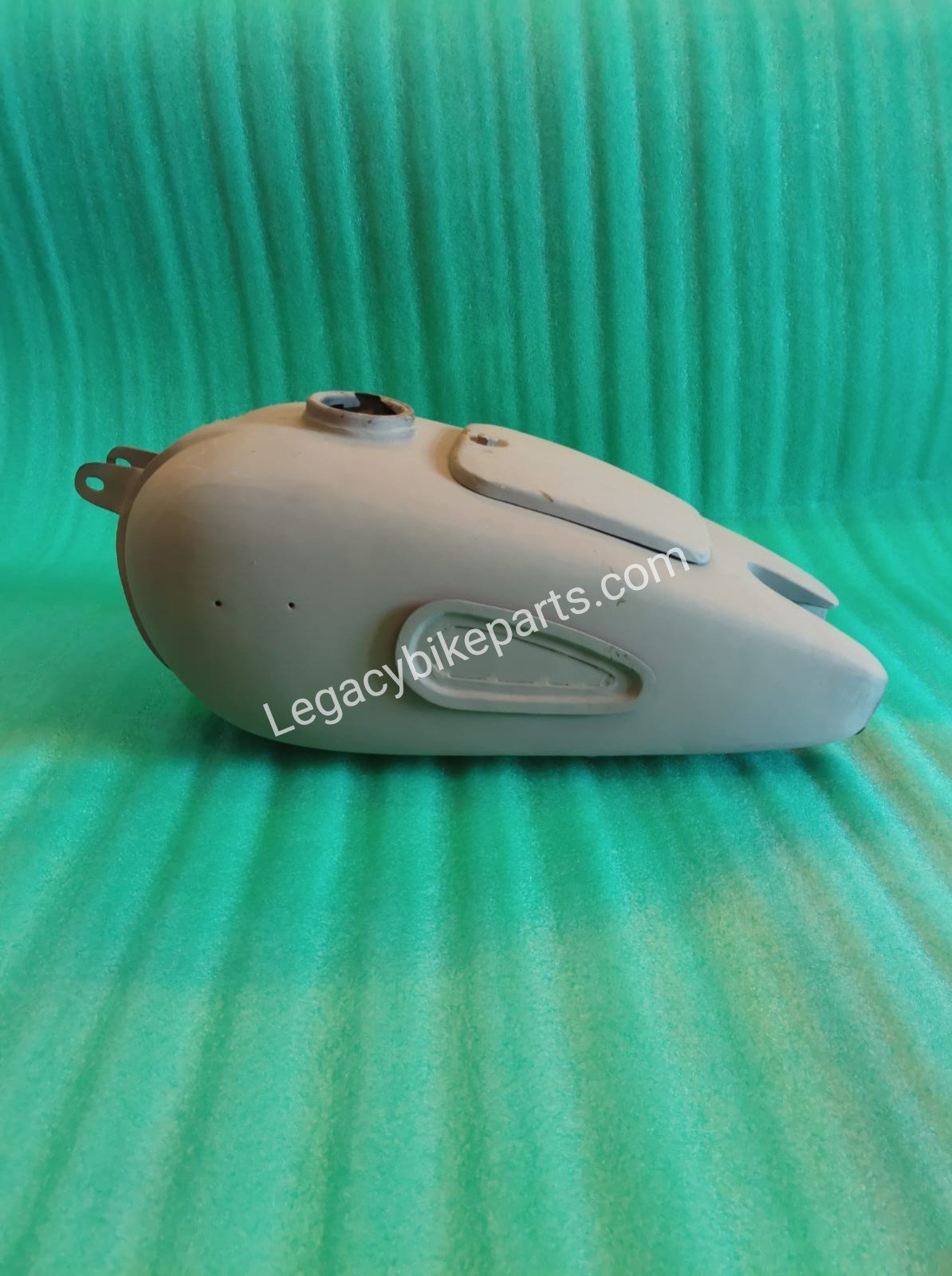 BMW R71 RAW STEEL GAS FUEL PETROL TANK VINTAGE - Image 2